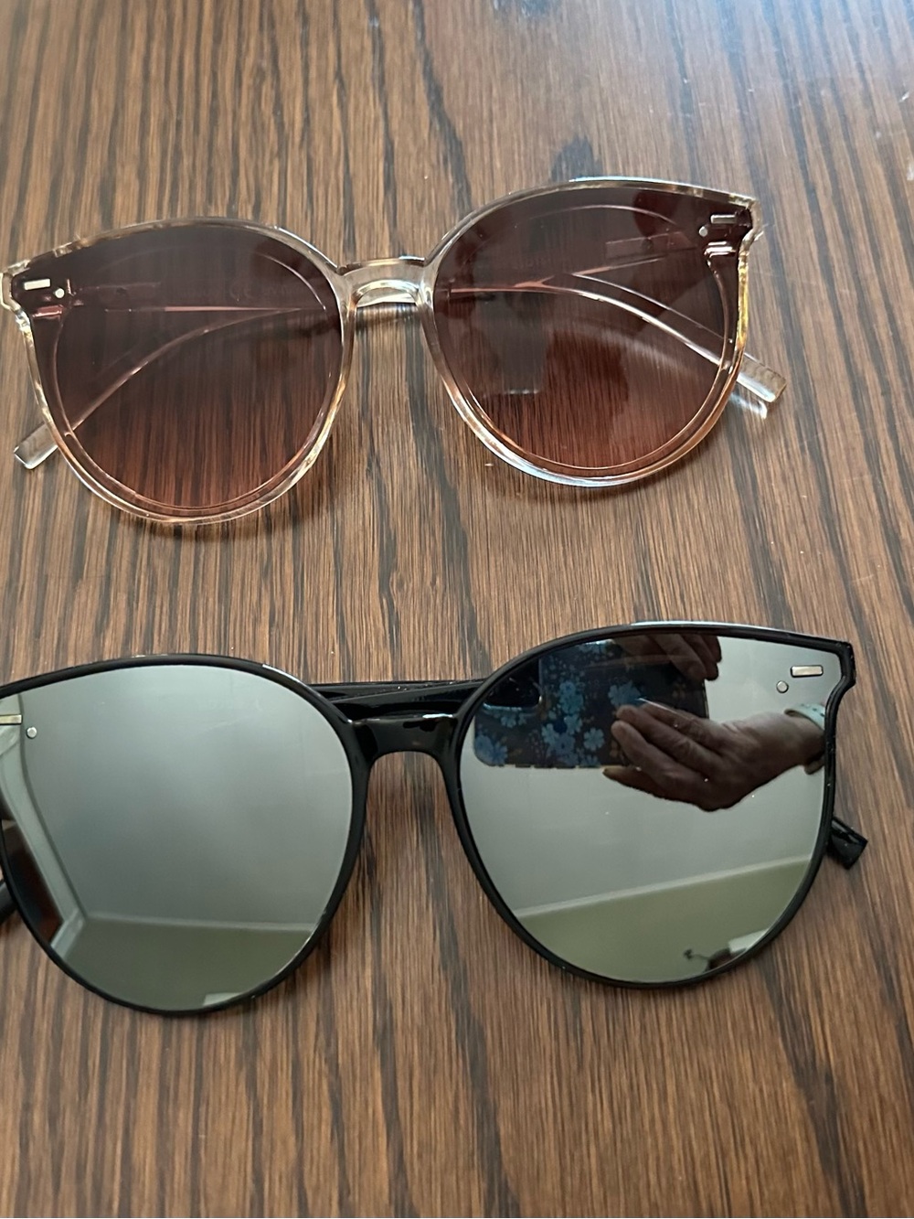 Sojo  Sunglasses  - Clear Pink Frame & Black Frame